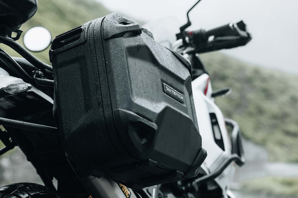 New! SW-Motech DUSC L Hard Case ABS Plastic 41 Liter New! SW-Motech DUSC L Hard Case ABS Plastic 41 Liter