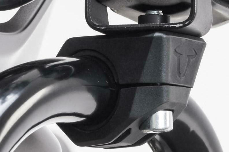 Crash bar clamps for lights Crash bar clamps for lights